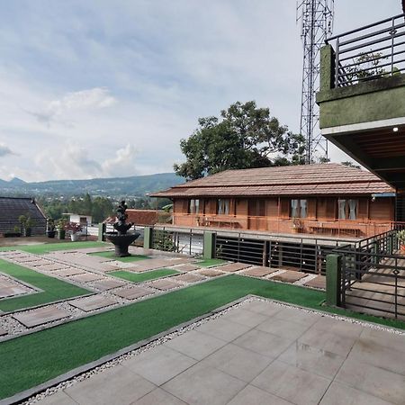 Samakta Guest House Lembang Exterior foto