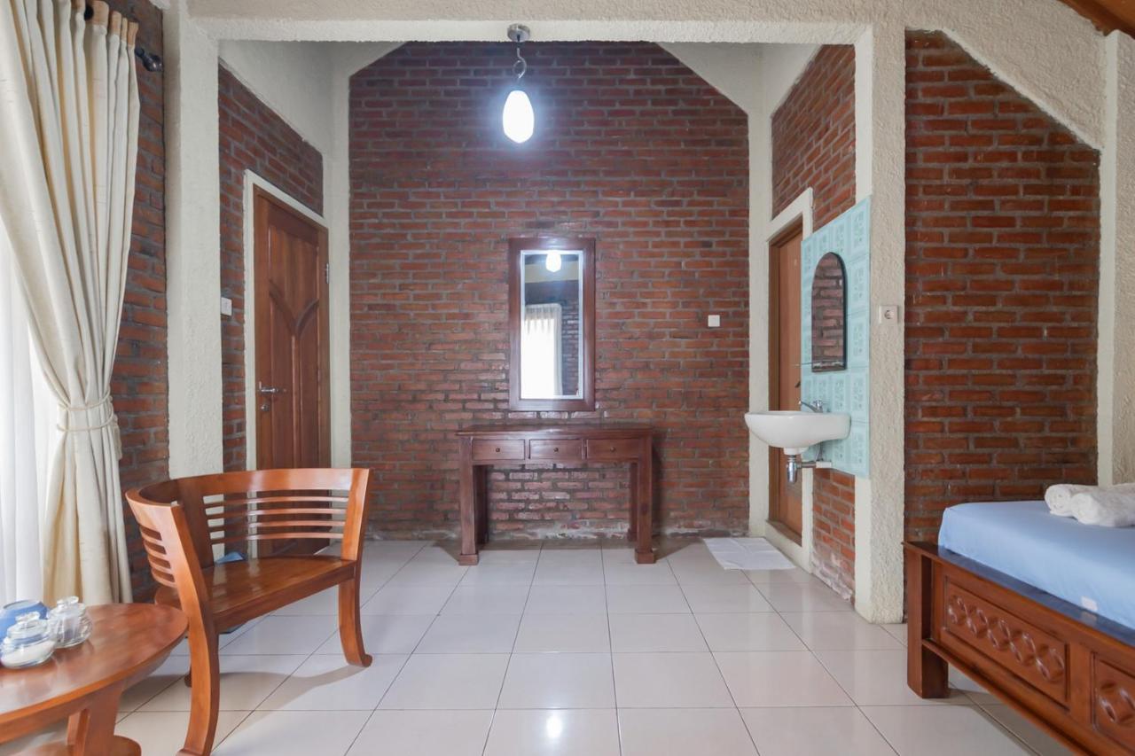 Samakta Guest House Lembang Exterior foto