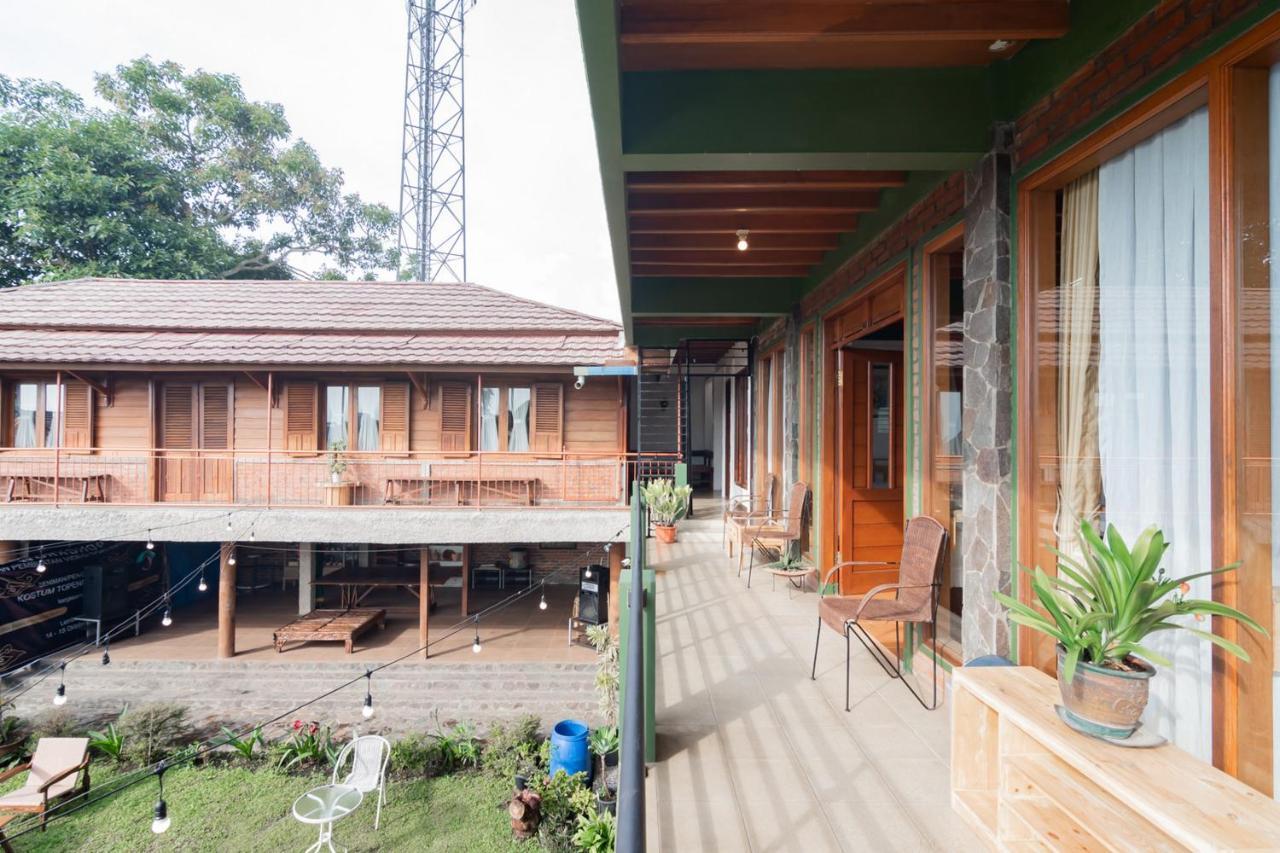 Samakta Guest House Lembang Exterior foto