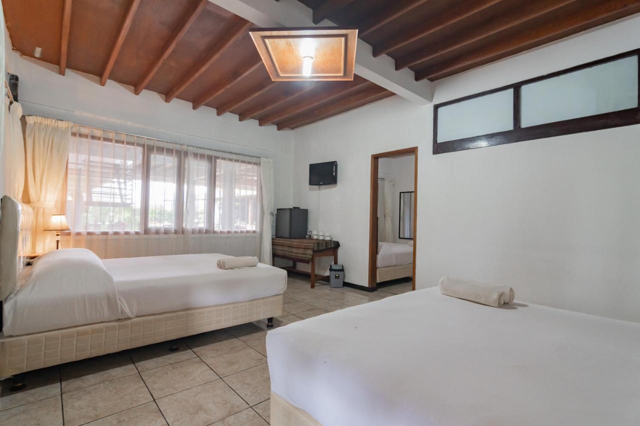 Samakta Guest House Lembang Exterior foto
